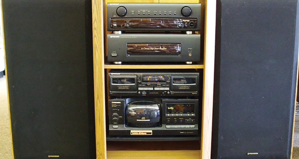 Your Questions: What Speakers Do I Need for House Parties? Your Questions: What Speakers Do I Need for House Parties?