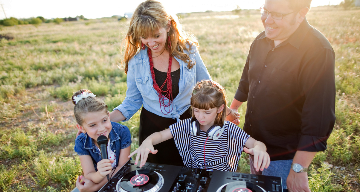 Friday Five: Can DJing & Relationships Ever Be Compatible? Friday Five: Can DJing & Relationships Ever Be Compatible?